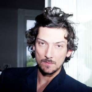 Leon Larregui Birthday, Real Name, Age, Weight, Height, Family, Facts